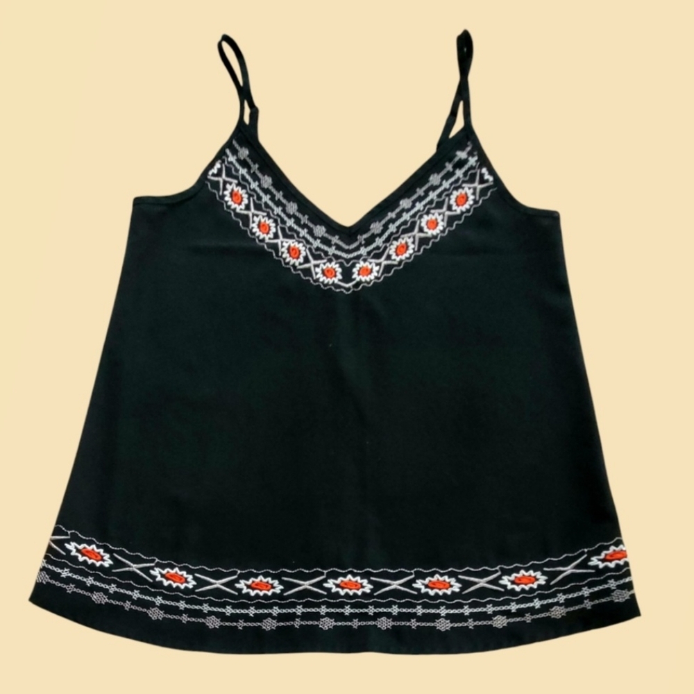 TECREW CAMI WOMEN'S BLACK/RED FLORAL EMBROIDER DESIGN  SPAGHETTI STRAPS SZ. MED